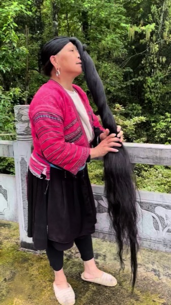 TikTok Post Thumbnail